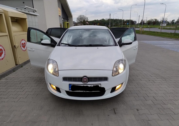 Fiat Bravo cena 17999 przebieg: 282700, rok produkcji 2010 z Lubawa małe 742